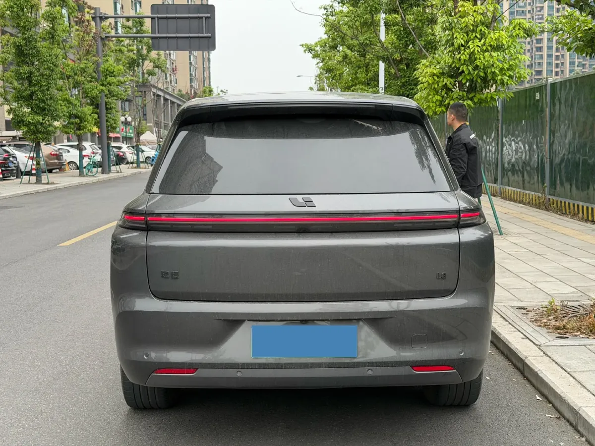 2024 Volvo S60 2.0T 197HP L4 7DCT,autocango,china used car exporter,china ev exporter,chinese used car exporter,chinese used ev exporter