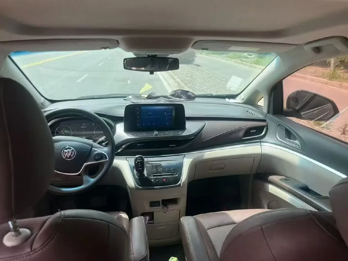 2021 Buick GL8 2.0T 237HP L4 9AT,autocango,china used car exporter,china ev exporter,chinese used car exporter,chinese used ev exporter