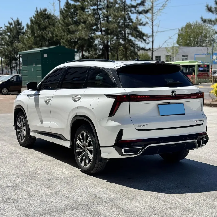 2024 ChangAn CS75 Plus 1.5T 188HP L4 8AT,autocango,china used car exporter,china ev exporter,chinese used car exporter,chinese used ev exporter
