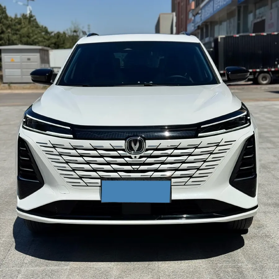 2024 ChangAn CS75 Plus 1.5T 188HP L4 8AT,autocango,china used car exporter,china ev exporter,chinese used car exporter,chinese used ev exporter