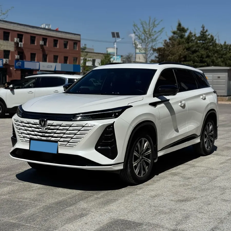 2024 ChangAn CS75 Plus 1.5T 188HP L4 8AT,autocango,china used car exporter,china ev exporter,chinese used car exporter,chinese used ev exporter