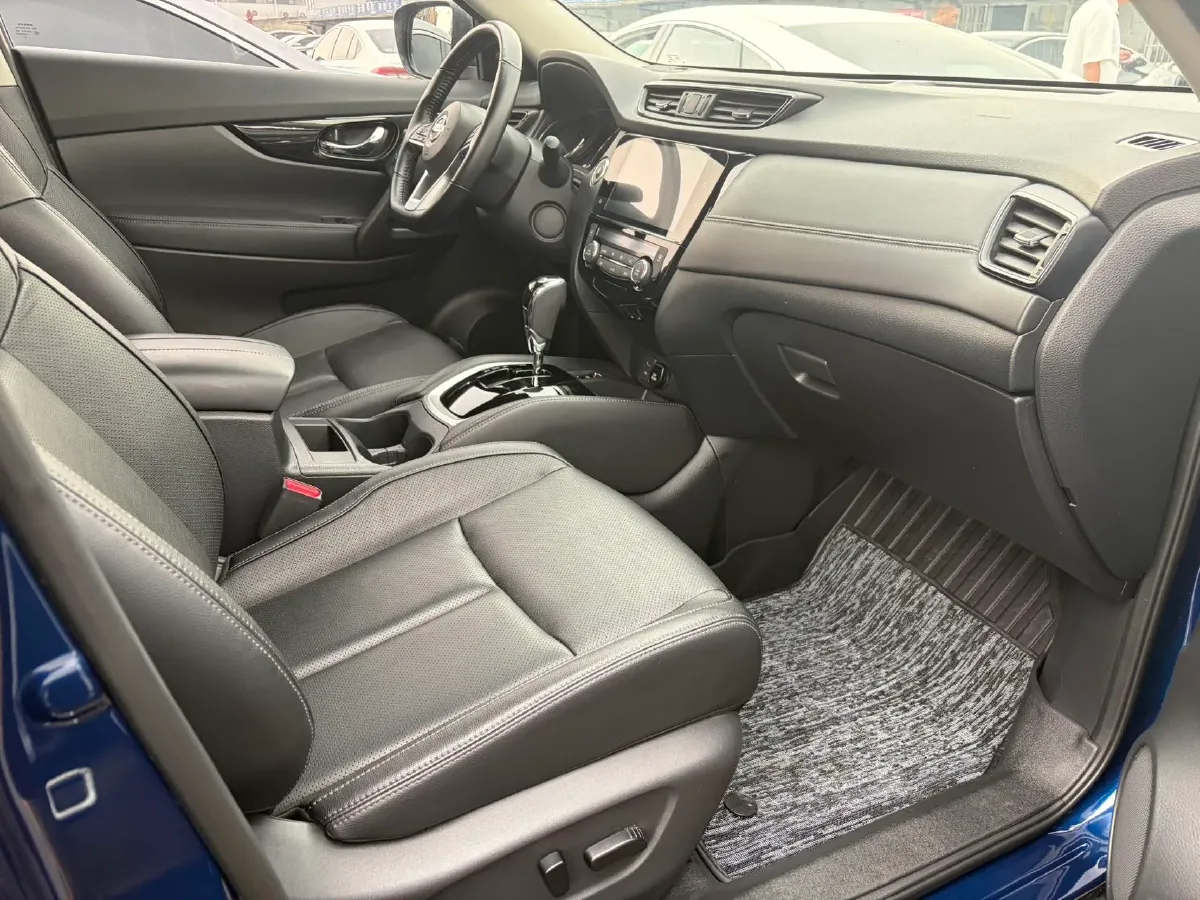 2021 Nissan X-Trail 2.0L 151HP L4 CVT,autocango,china used car exporter,china ev exporter,chinese used car exporter,chinese used ev exporter