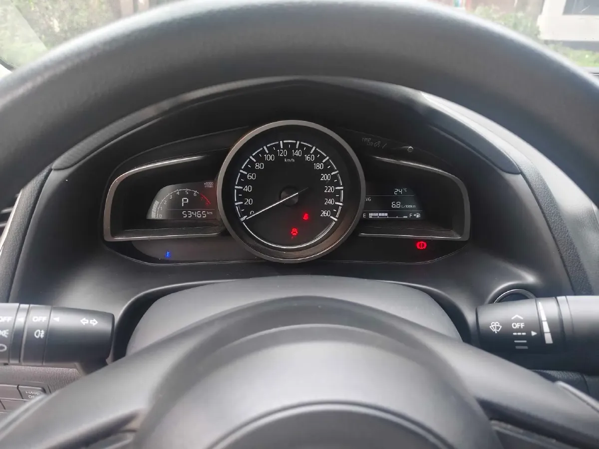 2017 Mazda 3 Axela 1.5L 117HP L4 6AT,autocango,china used car exporter,china ev exporter,chinese used car exporter,chinese used ev exporter