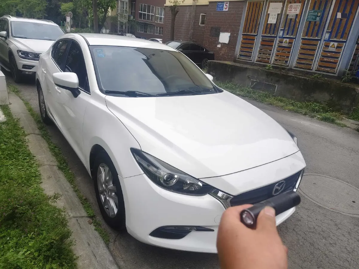 2017 Mazda 3 Axela 1.5L 117HP L4 6AT,autocango,china used car exporter,china ev exporter,chinese used car exporter,chinese used ev exporter