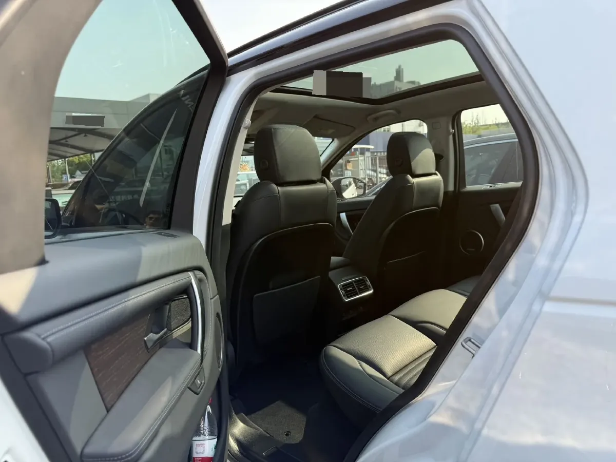 2024 Land Rover Discovery Sport 1.5T 200HP L3 8AT PHEV 15.5KWH,autocango,china used car exporter,china ev exporter,chinese used car exporter,chinese used ev exporter