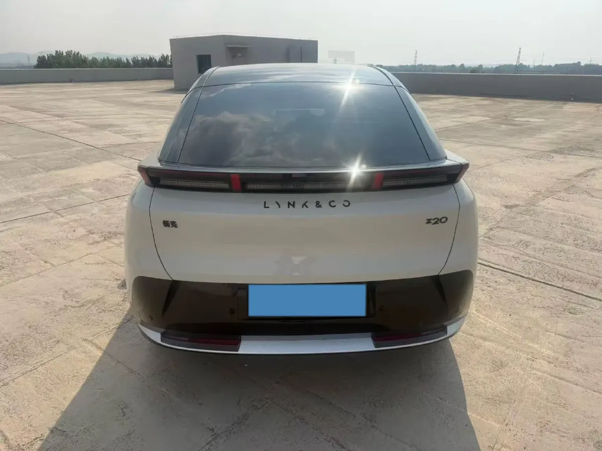 2025 Dongfeng Z9 2.0T 258HP L4 8AT,autocango,china used car exporter,china ev exporter,chinese used car exporter,chinese used ev exporter