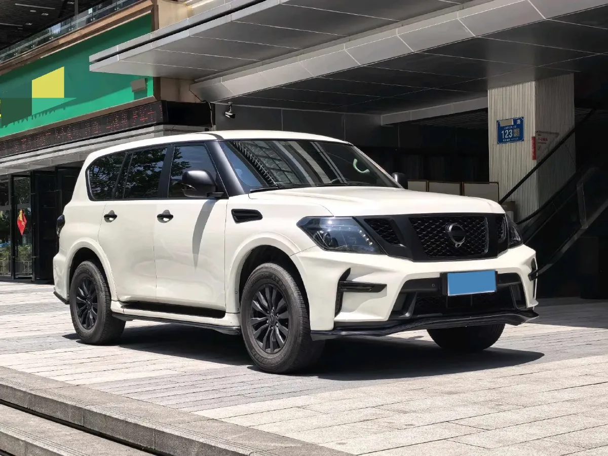 2018 Nissan Patrol 4.0L 279HP V6 7AT,autocango,china used car exporter,china ev exporter,chinese used car exporter,chinese used ev exporter