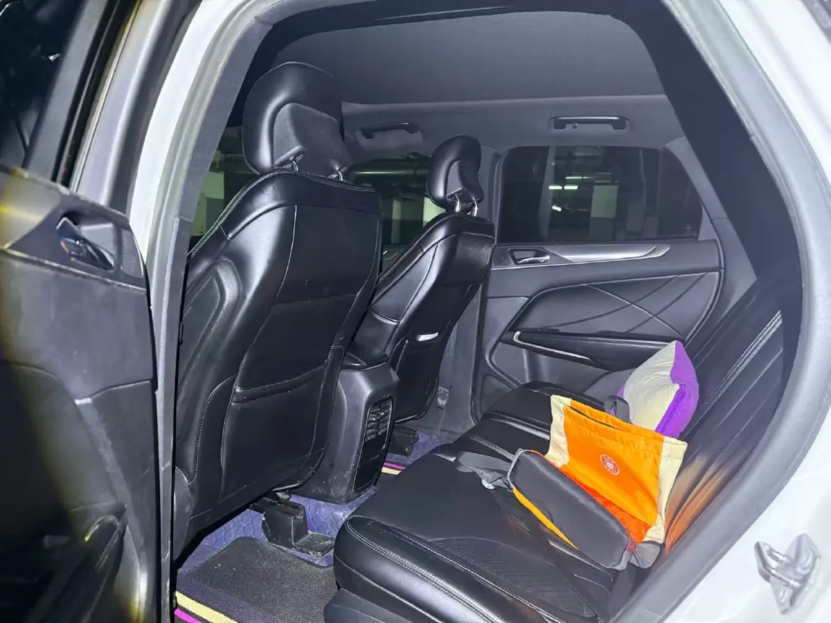 2017 Lincoln MKC 2.0T 203HP L4 6AT,autocango,china used car exporter,china ev exporter,chinese used car exporter,chinese used ev exporter