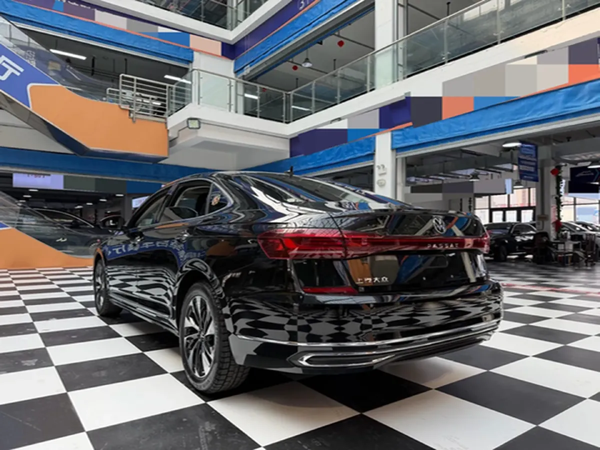 2023 Volkswagen Passat 2.0T 186HP L4 7DCT,autocango,china used car exporter,china ev exporter,chinese used car exporter,chinese used ev exporter