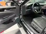2023 Volkswagen Passat 2.0T 186HP L4 7DCT