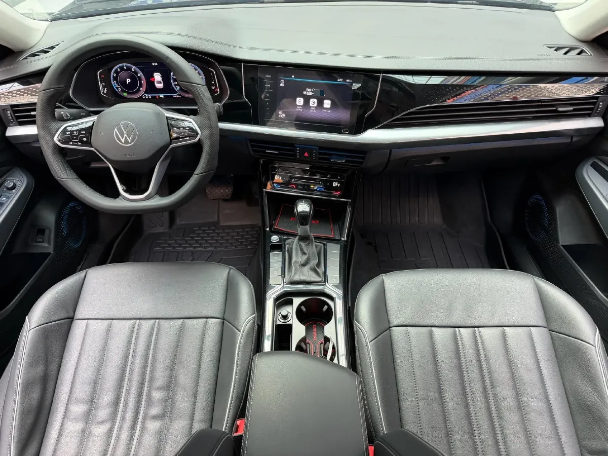2023 Volkswagen Passat 2.0T 186HP L4 7DCT,autocango,china used car exporter,china ev exporter,chinese used car exporter,chinese used ev exporter