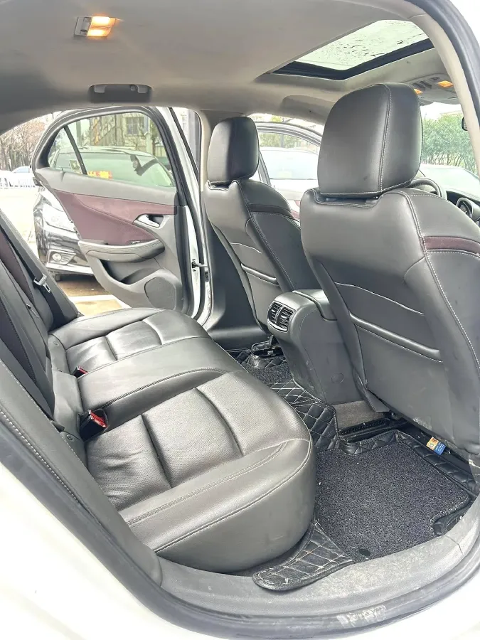 2018 Chevrolet Malibu 1.5T 170HP L4 6AT,autocango,china used car exporter,china ev exporter,chinese used car exporter,chinese used ev exporter