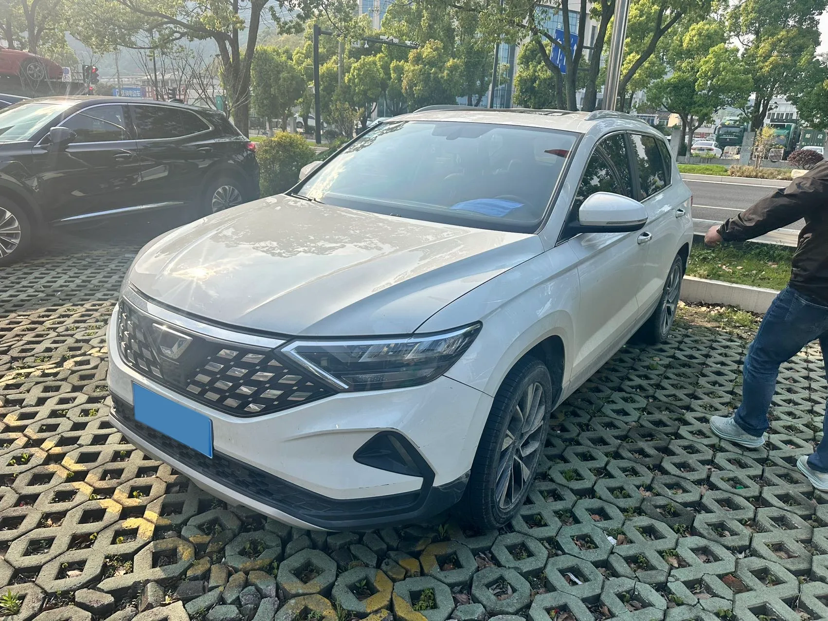 autocango,china used car exporter,china ev exporter,chinese used car exporter,chinese used ev exporter