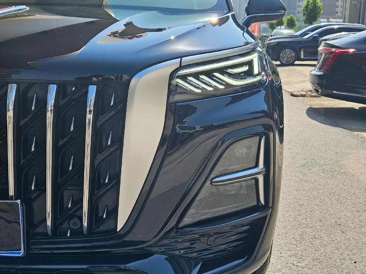 2023 HongQi HS5 2.0T 252HP L4 8AT,autocango,china used car exporter,china ev exporter,chinese used car exporter,chinese used ev exporter