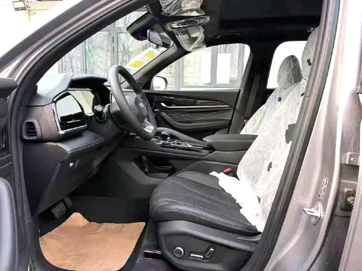 2024 Geely Monjaro 2.0T 218HP L4 7DCT,autocango,china used car exporter,china ev exporter,chinese used car exporter,chinese used ev exporter