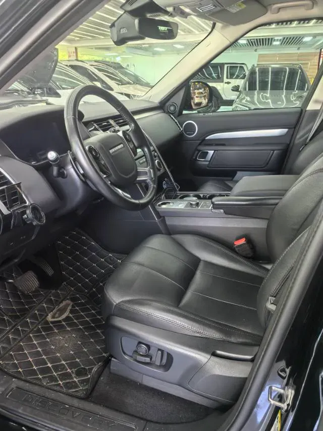 2020 Land Rover Discovery 3.0T 340HP V6 8AT,autocango,china used car exporter,china ev exporter,chinese used car exporter,chinese used ev exporter