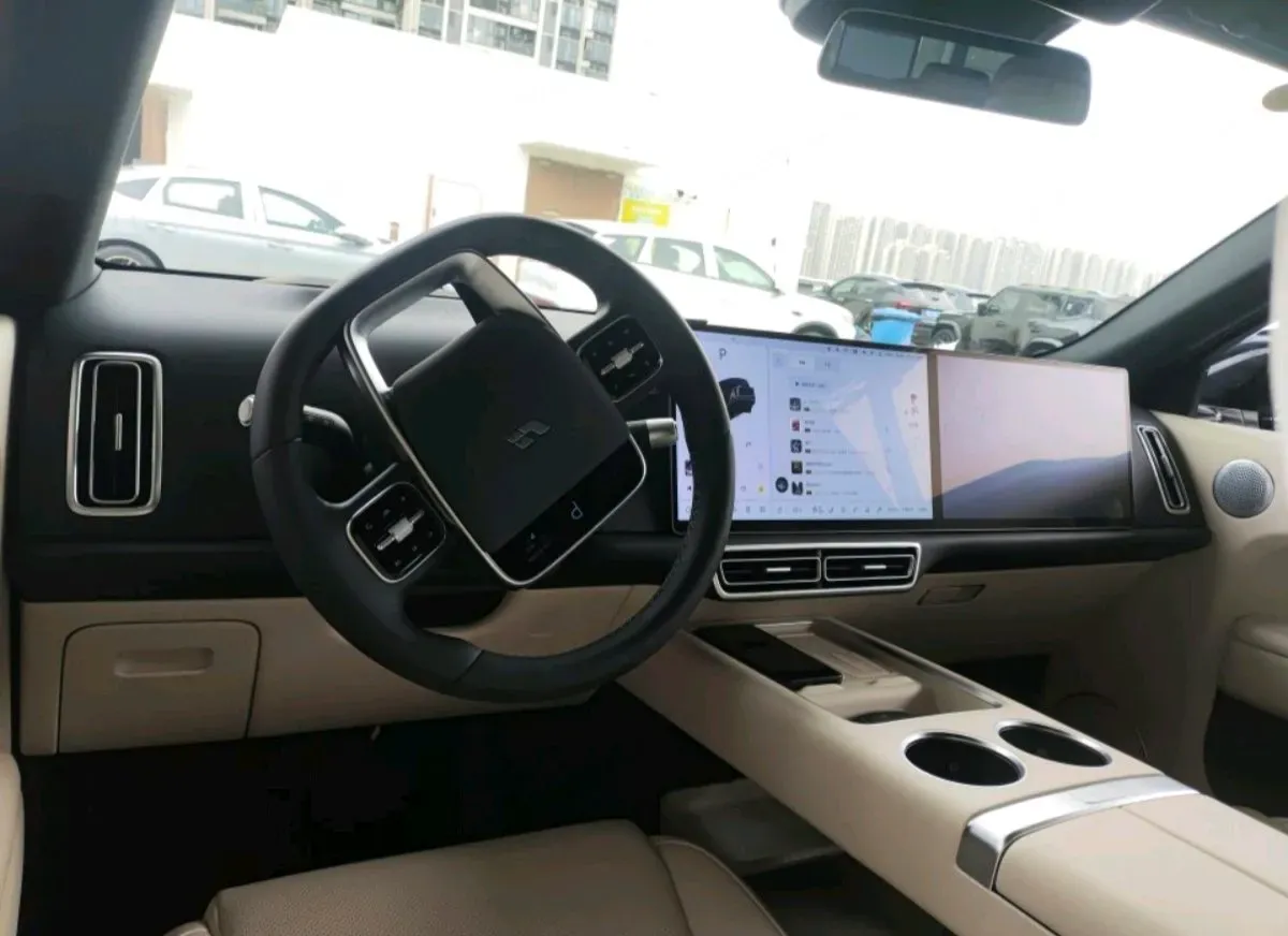2024 Li L9 Range Extended 154HP REEV 52.3KWH,autocango,china used car exporter,china ev exporter,chinese used car exporter,chinese used ev exporter