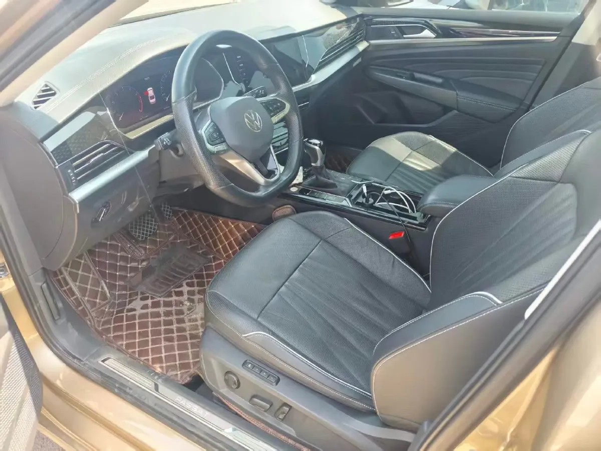 2021 Volkswagen Passat 2.0T 186HP L4 7DCT,autocango,china used car exporter,china ev exporter,chinese used car exporter,chinese used ev exporter