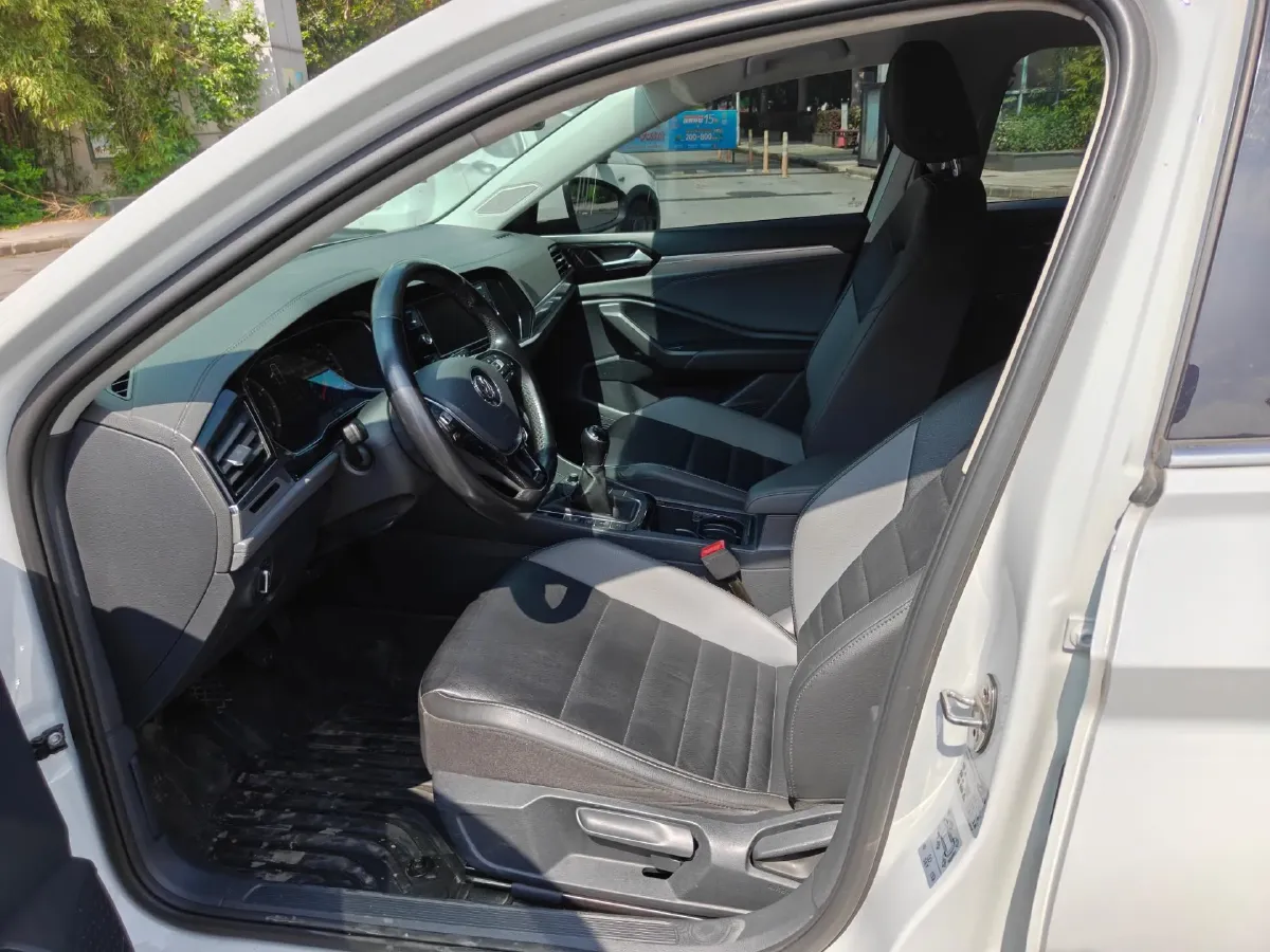 2019 Isuzu LingTuo 2.5T 129HP L4 6MT,autocango,china used car exporter,china ev exporter,chinese used car exporter,chinese used ev exporter