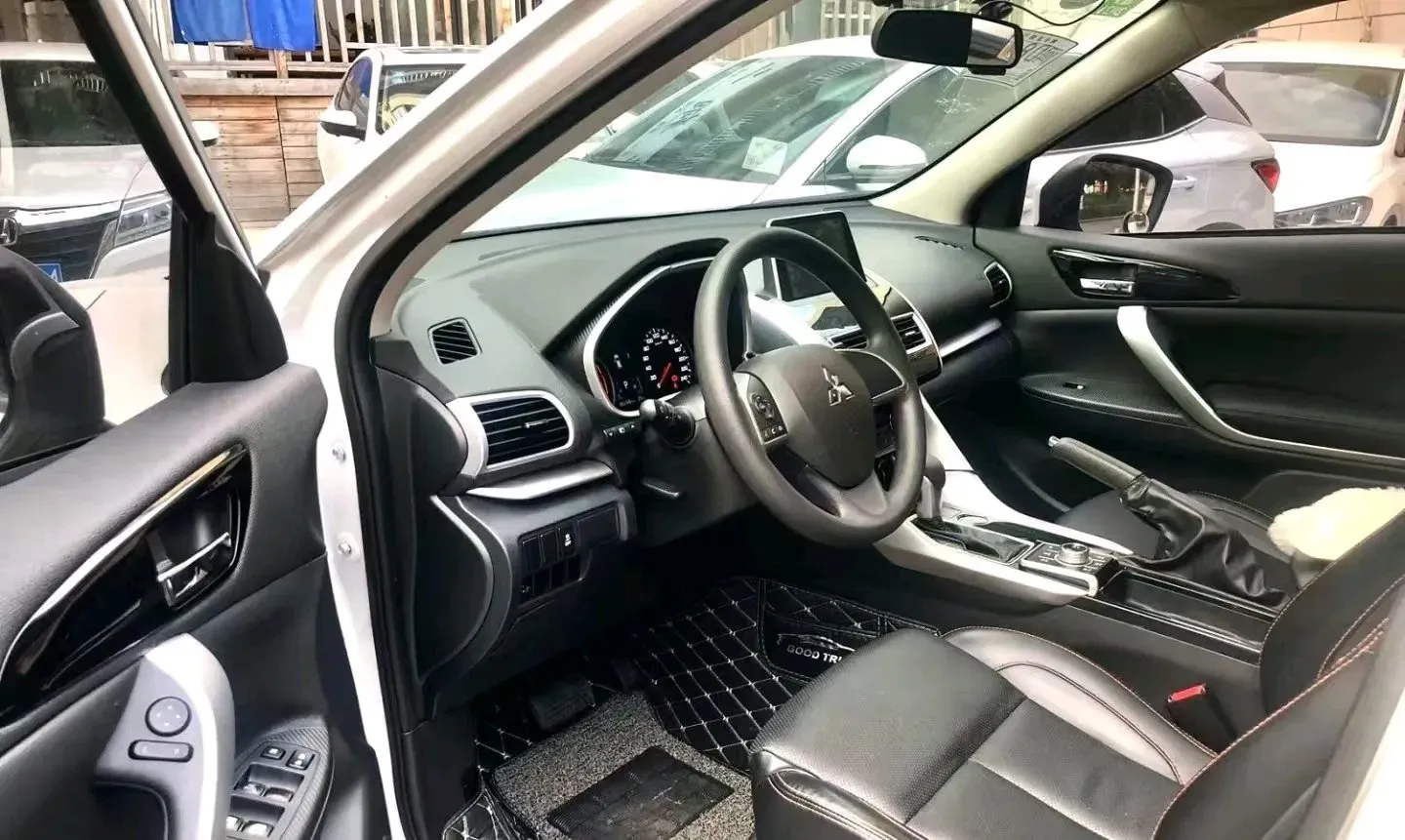2018 Mitsubishi Eclipse Cross 1.5T 170HP L4 CVT,autocango,china used car exporter,china ev exporter,chinese used car exporter,chinese used ev exporter