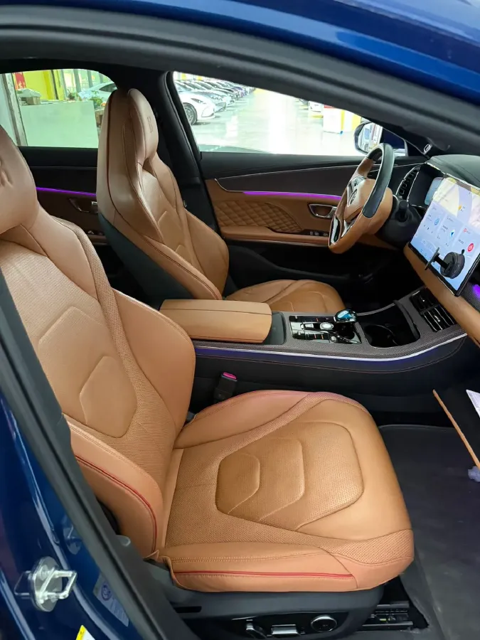 2022 Lincoln Corsair 2.0T 245HP L4 8AT,autocango,china used car exporter,china ev exporter,chinese used car exporter,chinese used ev exporter