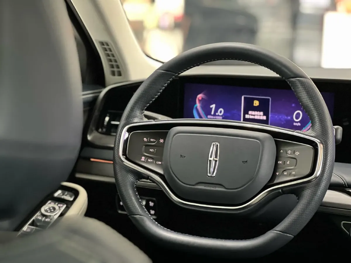2022 Lincoln Z 2.0T 246HP L4 8AT,autocango,china used car exporter,china ev exporter,chinese used car exporter,chinese used ev exporter