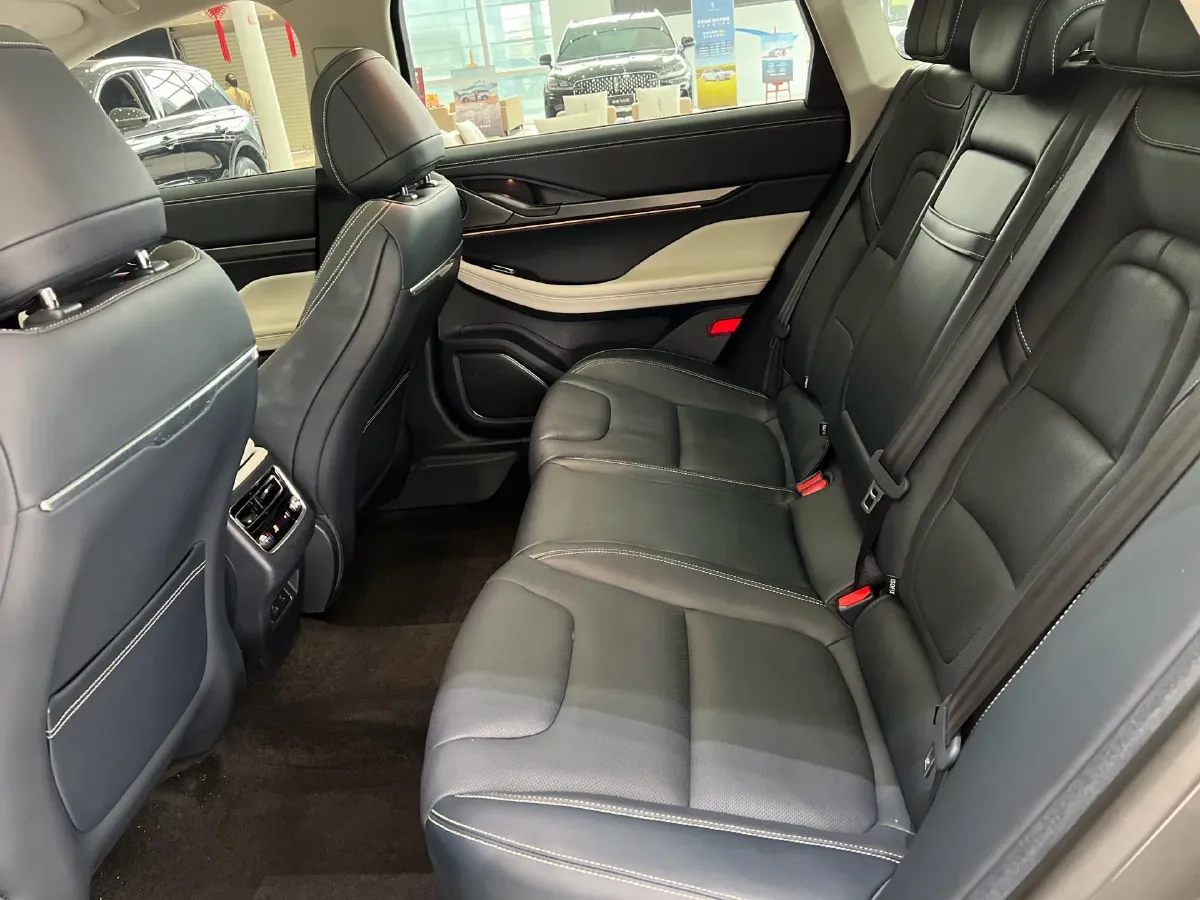 2022 Lincoln Z 2.0T 246HP L4 8AT,autocango,china used car exporter,china ev exporter,chinese used car exporter,chinese used ev exporter