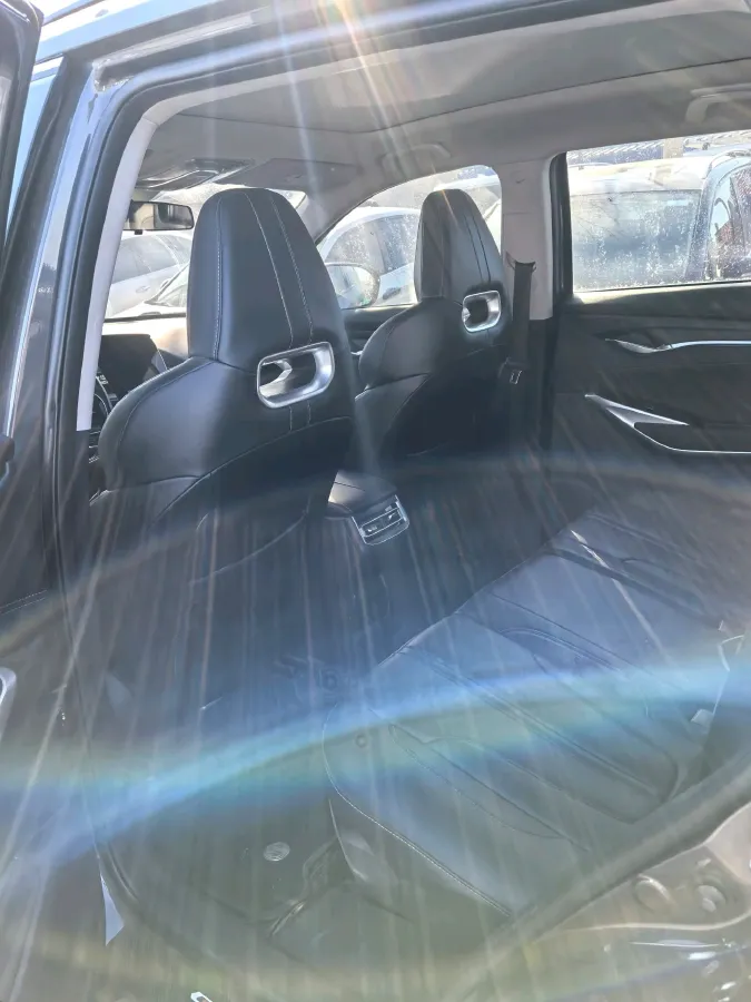 2020 ChangAn CS75 Plus 2.0T 233HP L4 8AT,autocango,china used car exporter,china ev exporter,chinese used car exporter,chinese used ev exporter