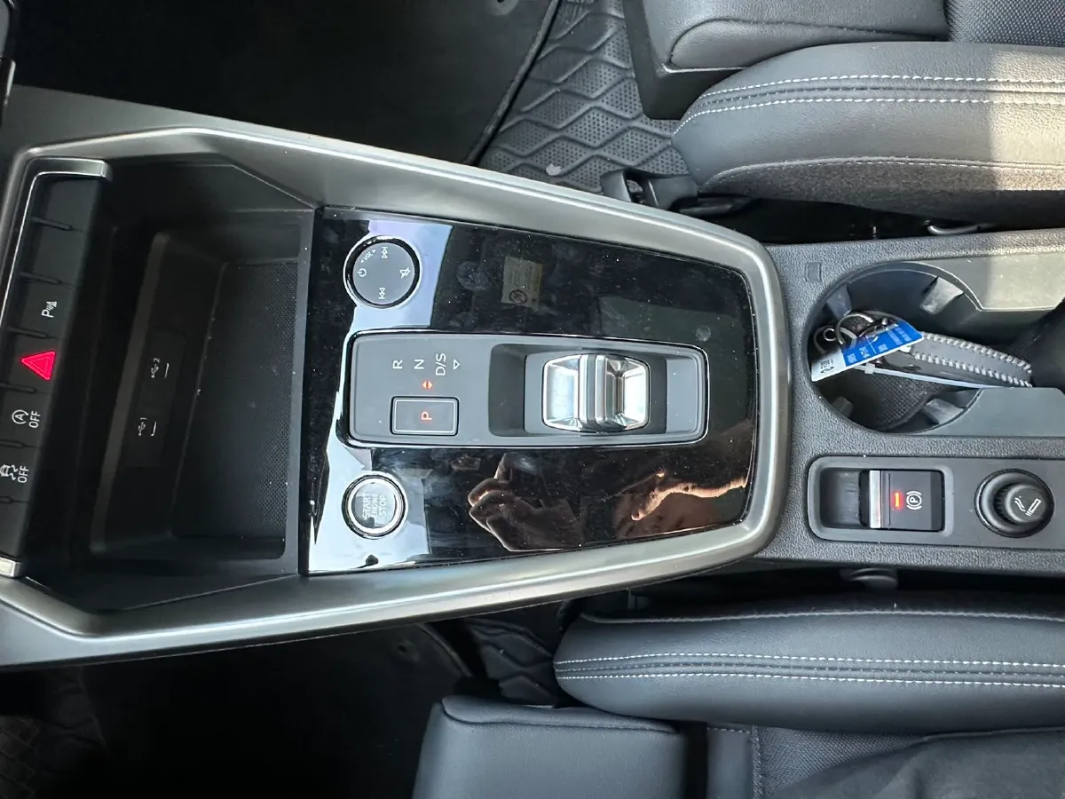 2022 Audi A3 1.4T 150HP L4 7DCT,autocango,china used car exporter,china ev exporter,chinese used car exporter,chinese used ev exporter