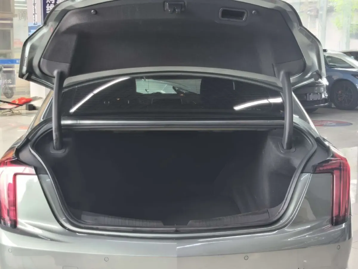 2022 Cadillac CT5 2.0T 237HP L4 10AT,autocango,china used car exporter,china ev exporter,chinese used car exporter,chinese used ev exporter