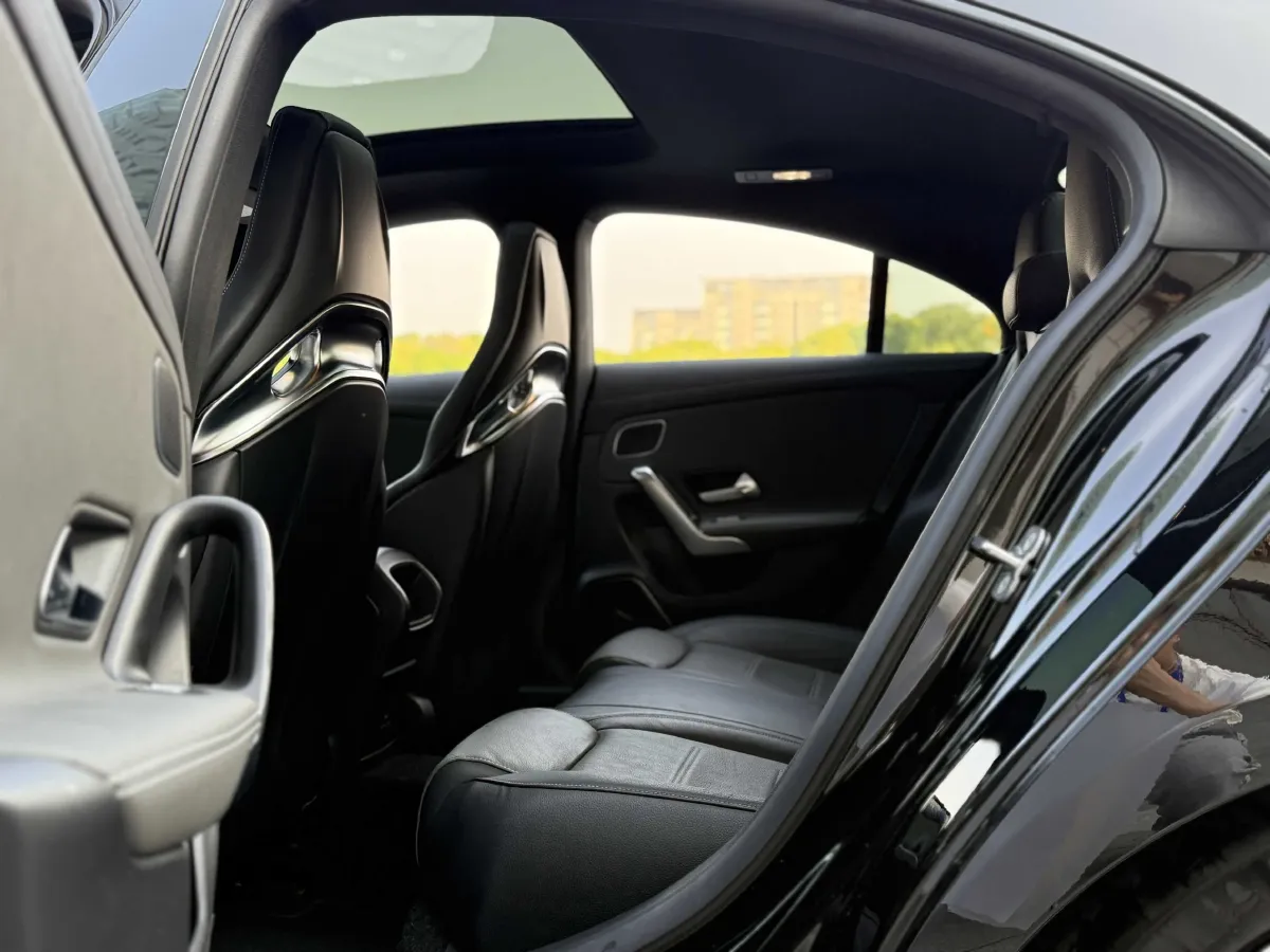 2023 Mercedes-Benz CLA AMG 2.0T 387HP L4 8DCT,autocango,china used car exporter,china ev exporter,chinese used car exporter,chinese used ev exporter