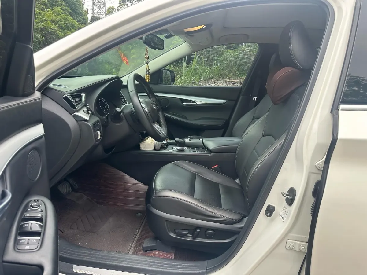 2018 Mitsubishi Pajero 3.0L 174HP V6 5AT,autocango,china used car exporter,china ev exporter,chinese used car exporter,chinese used ev exporter