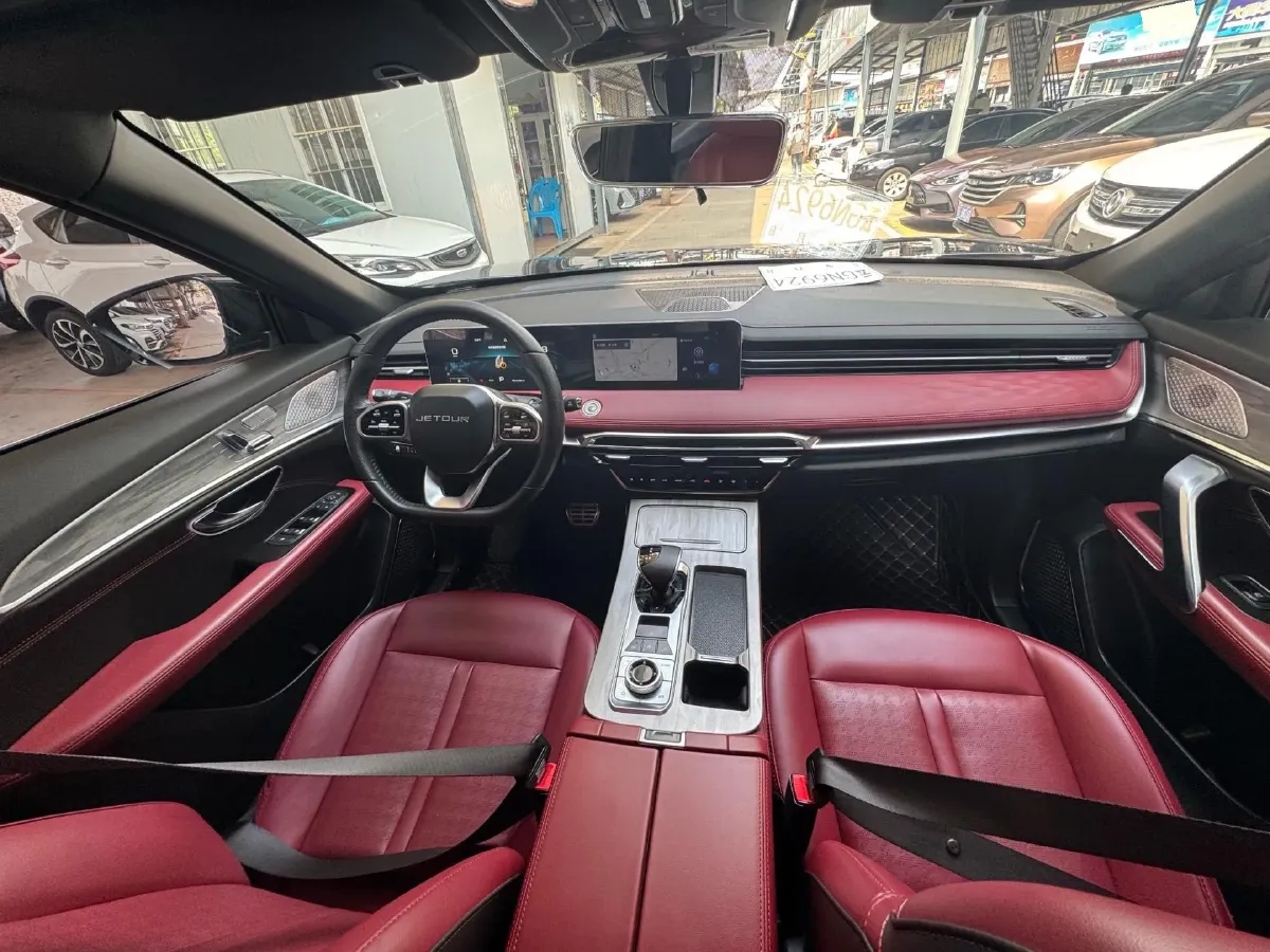 2023 Jetour X70 Plus 1.6T 197HP L4 7DCT,autocango,china used car exporter,china ev exporter,chinese used car exporter,chinese used ev exporter