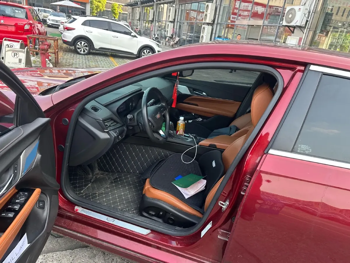 2021 Cadillac CT4 2.0T 237HP L4 8AT,autocango,china used car exporter,china ev exporter,chinese used car exporter,chinese used ev exporter