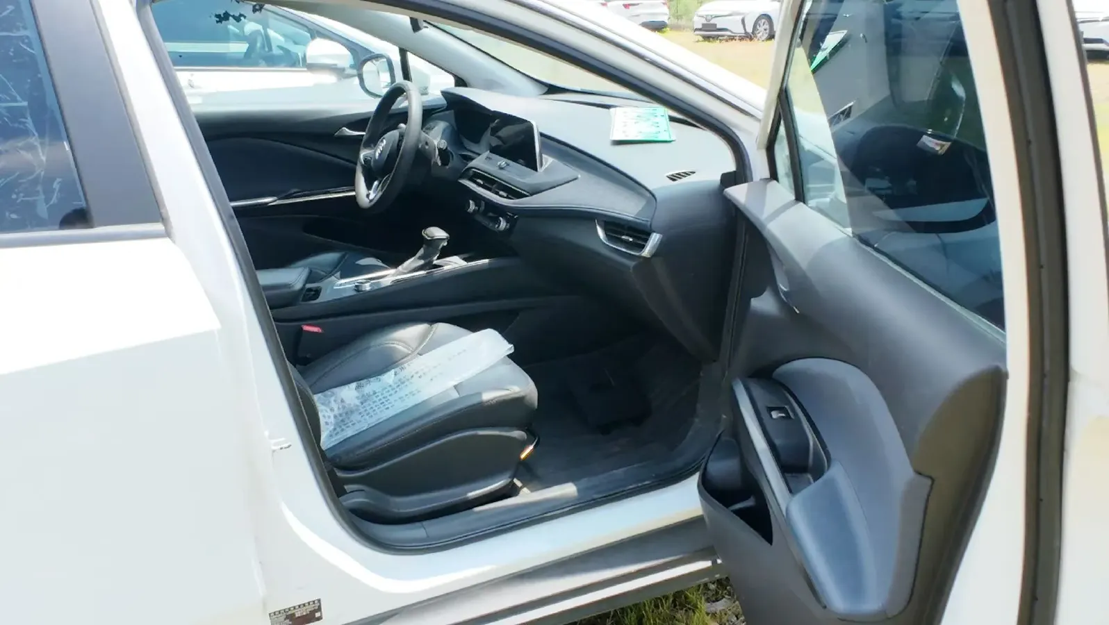 2022 Buick Envista 1.5T 184HP L4 CVT,autocango,china used car exporter,china ev exporter,chinese used car exporter,chinese used ev exporter