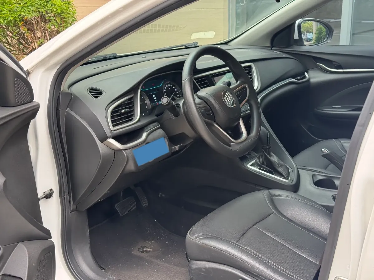 2020 Buick Encore 1.0T 125HP L3 6AT,autocango,china used car exporter,china ev exporter,chinese used car exporter,chinese used ev exporter