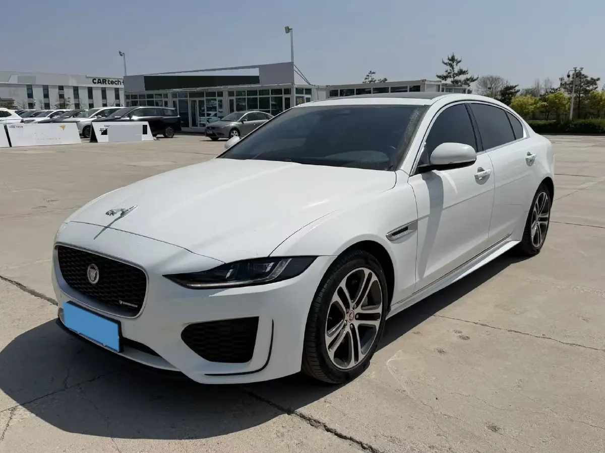 2023 Jaguar XEL 2.0T 250HP L4 8AT,autocango,china used car exporter,china ev exporter,chinese used car exporter,chinese used ev exporter