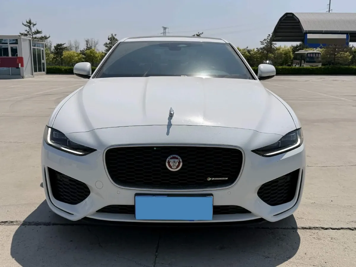 2023 Jaguar XEL 2.0T 250HP L4 8AT,autocango,china used car exporter,china ev exporter,chinese used car exporter,chinese used ev exporter