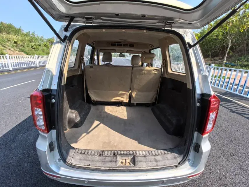 2018 WuLing HongGuang 1.5L 105HP L4 5MT,autocango,china used car exporter,china ev exporter,chinese used car exporter,chinese used ev exporter