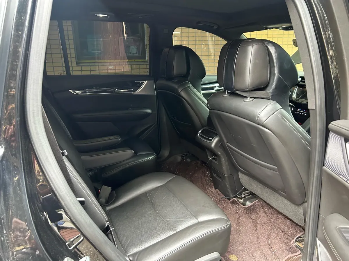 2022 Cadillac XT6 2.0T 237HP L4 9AT,autocango,china used car exporter,china ev exporter,chinese used car exporter,chinese used ev exporter