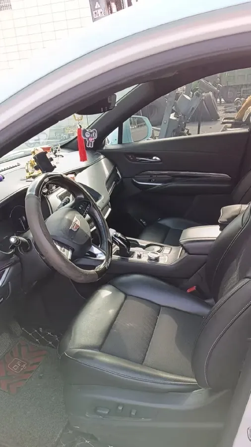 2020 Cadillac XT4 2.0T 241HP L4 9AT,autocango,china used car exporter,china ev exporter,chinese used car exporter,chinese used ev exporter