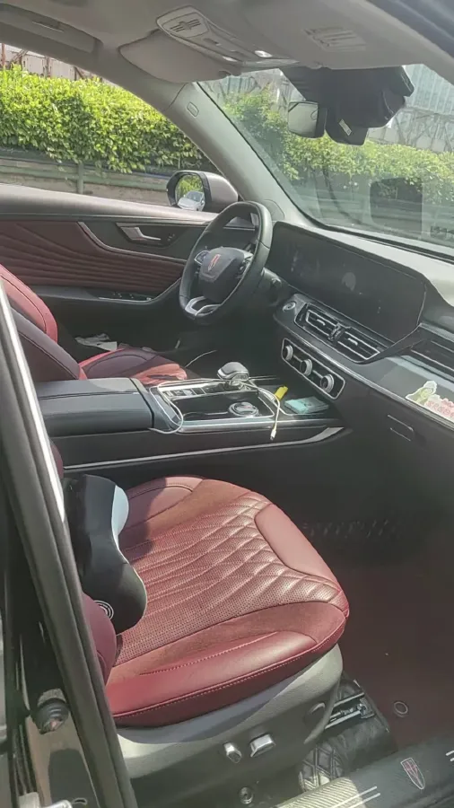2023 HongQi HS5 2.0T 252HP L4 8AT,autocango,china used car exporter,china ev exporter,chinese used car exporter,chinese used ev exporter