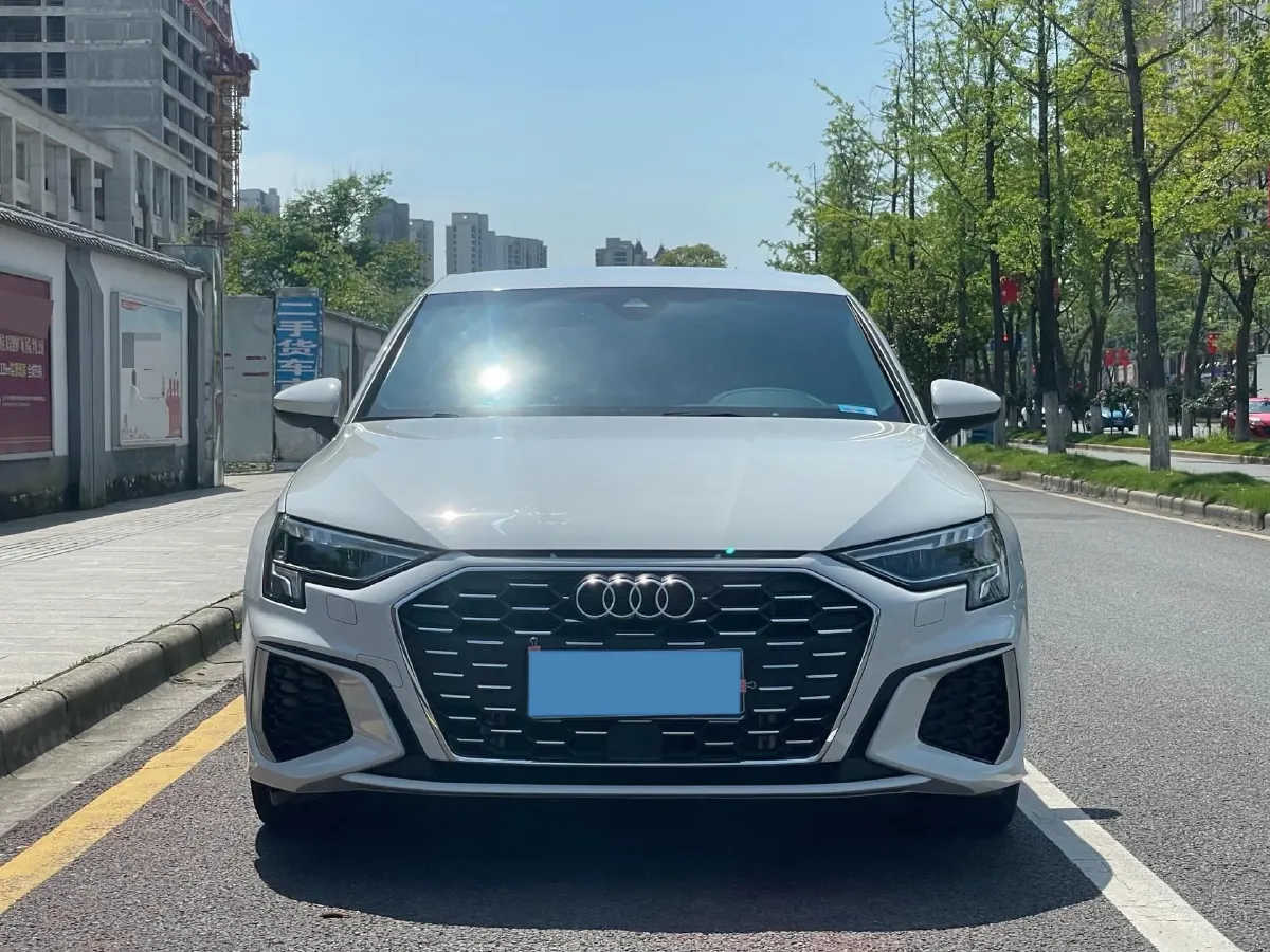 2022 Audi A3 1.4T 150HP L4 7DCT,autocango,china used car exporter,china ev exporter,chinese used car exporter,chinese used ev exporter