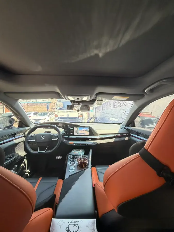 2024 ChangAn UNI-V 1.5T 188HP L4 7DCT,autocango,china used car exporter,china ev exporter,chinese used car exporter,chinese used ev exporter