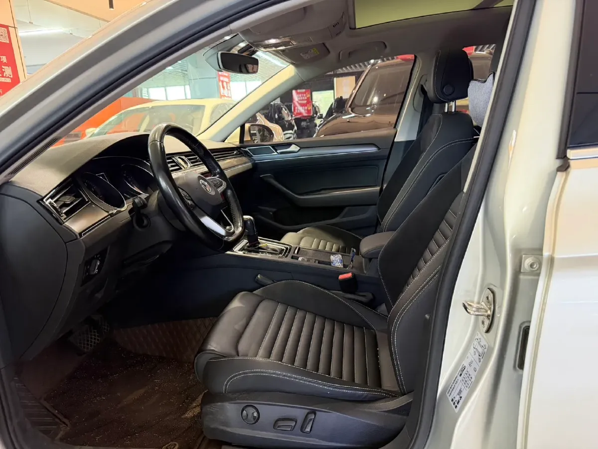 2020 Volkswagen Magotan 1.4T 150HP L4 7DCT,autocango,china used car exporter,china ev exporter,chinese used car exporter,chinese used ev exporter