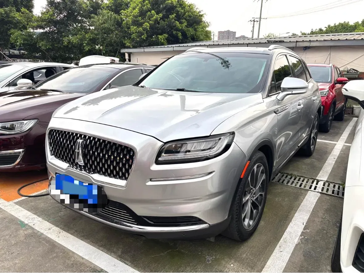 2021 Lincoln Nautilus 2.0T 245HP L4 8AT,autocango,china used car exporter,china ev exporter,chinese used car exporter,chinese used ev exporter