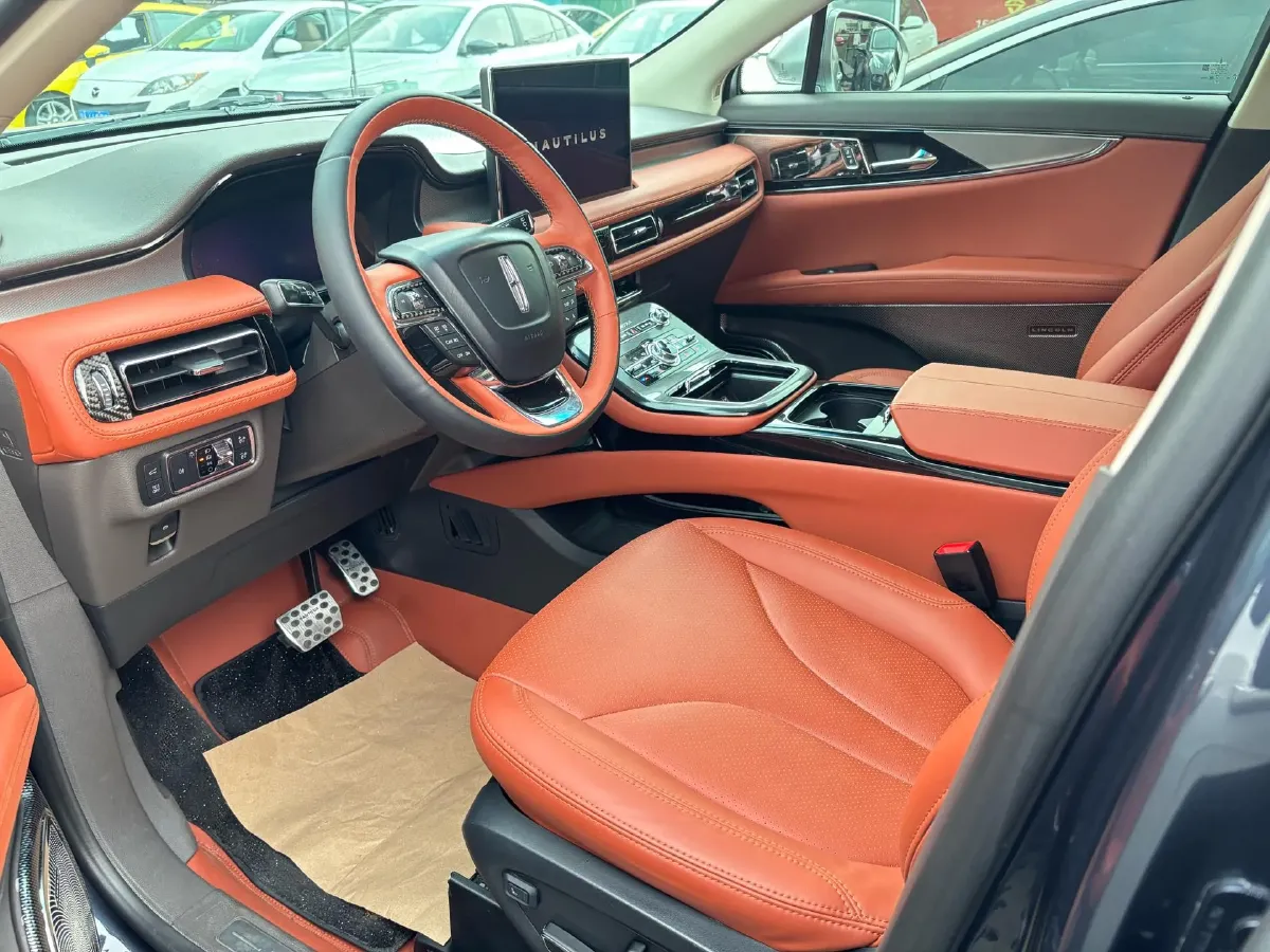 2021 Lincoln Nautilus 2.0T 245HP L4 8AT,autocango,china used car exporter,china ev exporter,chinese used car exporter,chinese used ev exporter