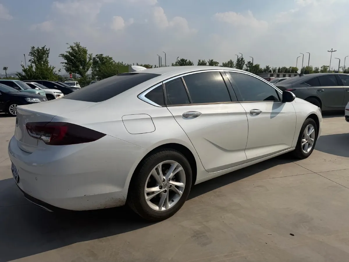 2024 Buick Regal 1.5T 169HP L4 9AT,autocango,china used car exporter,china ev exporter,chinese used car exporter,chinese used ev exporter