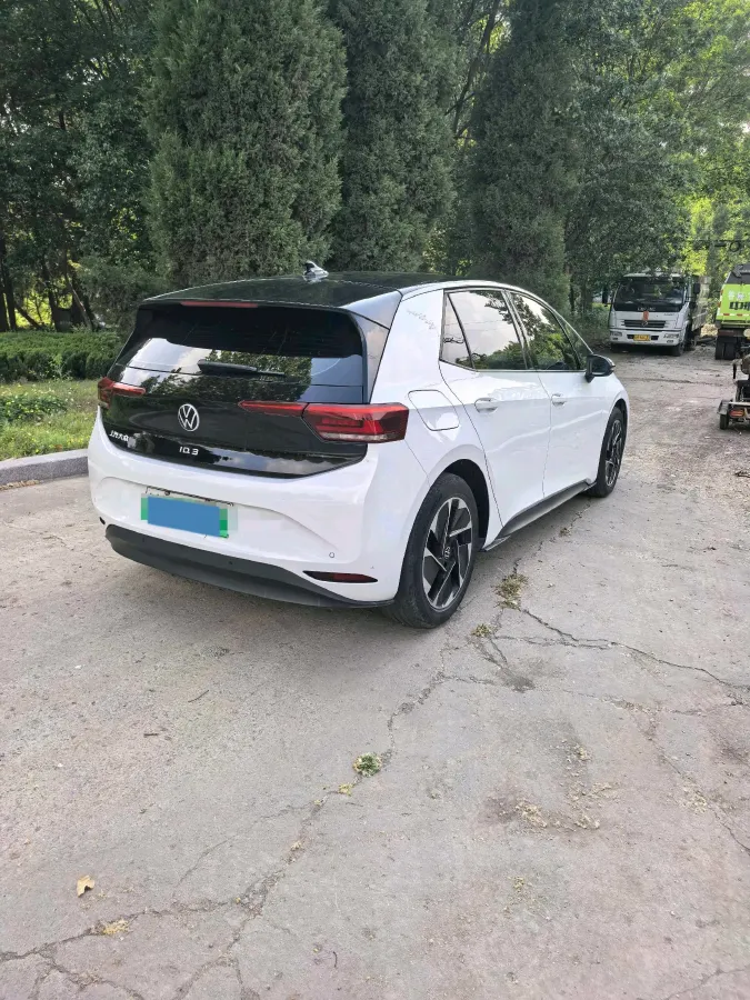 2024 Volkswagen ID.3 BEV 52.8KWH,autocango,china used car exporter,china ev exporter,chinese used car exporter,chinese used ev exporter