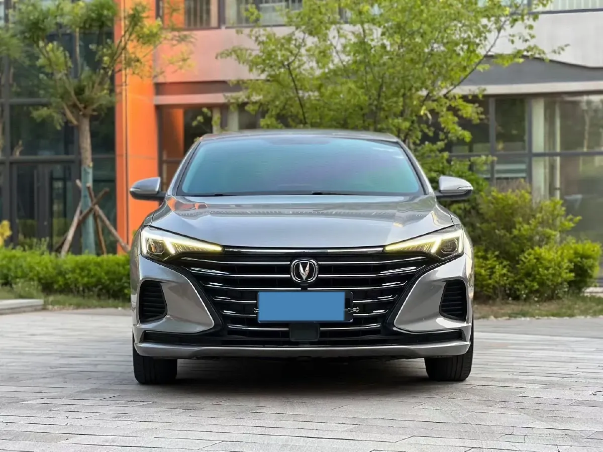2021 ChangAn Eado 1.6L 128HP L4 CVT,autocango,china used car exporter,china ev exporter,chinese used car exporter,chinese used ev exporter
